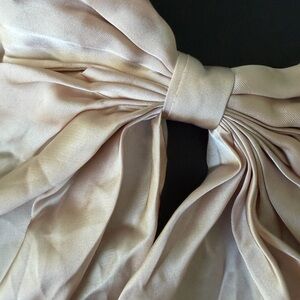 Elegant light Beige tan Bow hair clip